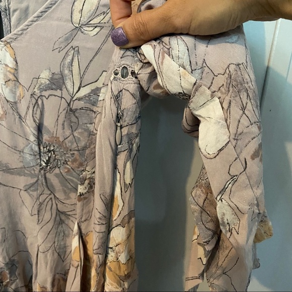 Free People Eyes On You Floral Boho Dress
With Pockets Size 4 - Picture 11 of 15